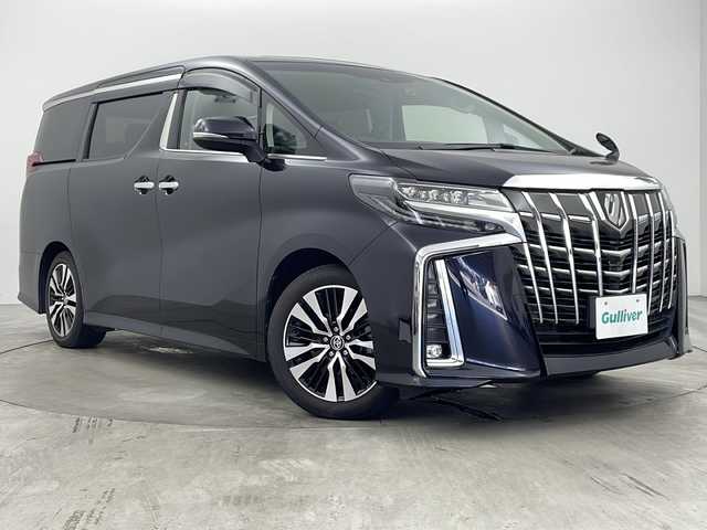 トヨタ アルファード S Cパッケージ 兵庫県 2019(令1)年 2.5万km スパークリングブラックパールクリスタルシャイン ・ツインムーンルーフ/・3眼LEDヘッドランプ/・LEDシーケンシャルターンランプ/・LEDコーナリングランプ/・Toyota Safety Sense/・プリクラッシュセーフティ（歩行者［昼夜］・自転車運転者［昼］検知機能付衝突回避支援タイプ/ミリ波レーダー＋単眼カメラ方式）/・レーントレーシングアシスト［LTA］/・レーダークルーズコントロール（全車速追従機能付）/・ロードサインアシスト［RSA］/・アダプティブハイビームシステム［AHS］/・オートマチックハイビーム［AHB］/・先行車発進告知機能［TMN］/・ブラインドスポットモニター［BSM］/・リヤクロストラフィックアラート［RCTA］/・インテリジェントクリアランスソナー/・レーダークルーズコントロール/・社外9インチナビ&Bluetooth&CD/DVD&TV/・フリップダウンモニター/・バックカメラ/・ビルドインETC/・両側パワースライドドア/・合皮シート/・パワーシート（一列目・二列目）/・シートヒーター/エアシート（運転席・助手席）/・電動リアゲート/・前後ドライブレコーダー/・オットマン/・純正18インチアルミホイール/・3眼LEDライト/・ステアリングヒーター/・nanoe