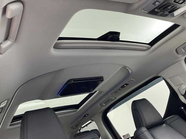 トヨタ アルファード S Cパッケージ 福岡県 2019(令1)年 2.5万km スパークリングブラックパールクリスタルシャイン ・ツインムーンルーフ/・3眼LEDヘッドランプ/・LEDシーケンシャルターンランプ/・LEDコーナリングランプ/・Toyota Safety Sense/・プリクラッシュセーフティ（歩行者［昼夜］・自転車運転者［昼］検知機能付衝突回避支援タイプ/ミリ波レーダー＋単眼カメラ方式）/・レーントレーシングアシスト［LTA］/・レーダークルーズコントロール（全車速追従機能付）/・ロードサインアシスト［RSA］/・アダプティブハイビームシステム［AHS］/・オートマチックハイビーム［AHB］/・先行車発進告知機能［TMN］/・ブラインドスポットモニター［BSM］/・リヤクロストラフィックアラート［RCTA］/・インテリジェントクリアランスソナー/・レーダークルーズコントロール/・社外9インチナビ&Bluetooth&CD/DVD&TV/・フリップダウンモニター/・バックカメラ/・ビルドインETC/・両側パワースライドドア/・合皮シート/・パワーシート（一列目・二列目）/・シートヒーター/エアシート（運転席・助手席）/・電動リアゲート/・前後ドライブレコーダー/・オットマン/・純正18インチアルミホイール/・3眼LEDライト/・ステアリングヒーター/・nanoe