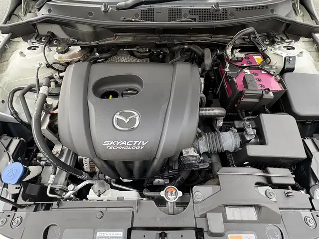 マツダ デミオ 13S 岩手県 2015(平27)年 5.6万km アークティックホワイト 禁煙車/４WD/スマートシティブレーキアシスト/MTモード付きAT/コーナーセンサー/横滑り防止装置/ヘッドライトレベライザー/純正ナビ/→Bluetooth/FM/AM/USB/ステアリングスイッチ/〇プッシュスタート/〇電動格納ミラー/〇ドアバイザー/〇フロアマット/〇シガーソケット/〇スマートキー