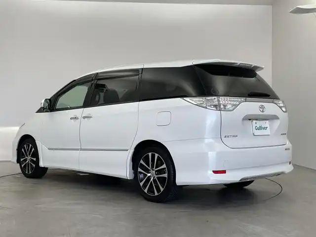 トヨタ エスティマ アエラス プレミアムエディション 埼玉県 2015(平27)年 4.7万km ホワイトパールクリスタルシャイン 純正ナビ　フリップダウンモニター　バックカメラ　ビルトインＥＴＣ　前後ドライブレコーダー　クルーズコントロール　両側パワースライドドア　純正アルミ　オートライト　ＨＩＤライト　スマートキー　地デジＴＶ