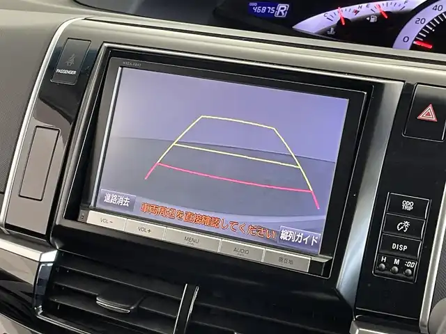 トヨタ エスティマ アエラス プレミアムエディション 埼玉県 2015(平27)年 4.7万km ホワイトパールクリスタルシャイン 純正ナビ　フリップダウンモニター　バックカメラ　ビルトインＥＴＣ　前後ドライブレコーダー　クルーズコントロール　両側パワースライドドア　純正アルミ　オートライト　ＨＩＤライト　スマートキー　地デジＴＶ