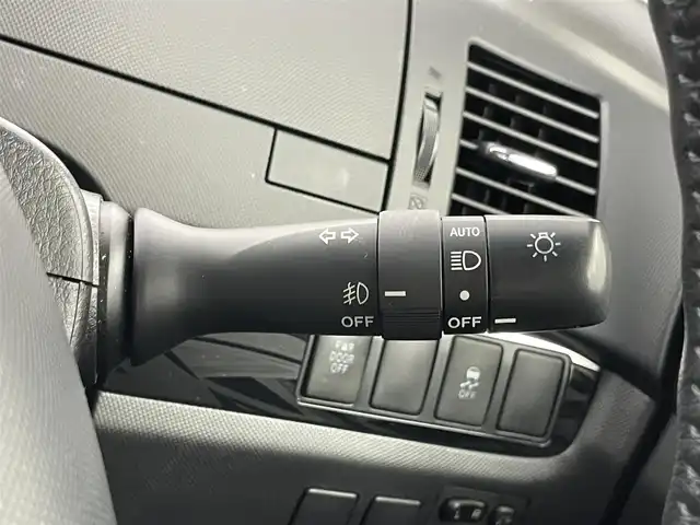 トヨタ エスティマ アエラス プレミアムエディション 埼玉県 2015(平27)年 4.7万km ホワイトパールクリスタルシャイン 純正ナビ　フリップダウンモニター　バックカメラ　ビルトインＥＴＣ　前後ドライブレコーダー　クルーズコントロール　両側パワースライドドア　純正アルミ　オートライト　ＨＩＤライト　スマートキー　地デジＴＶ