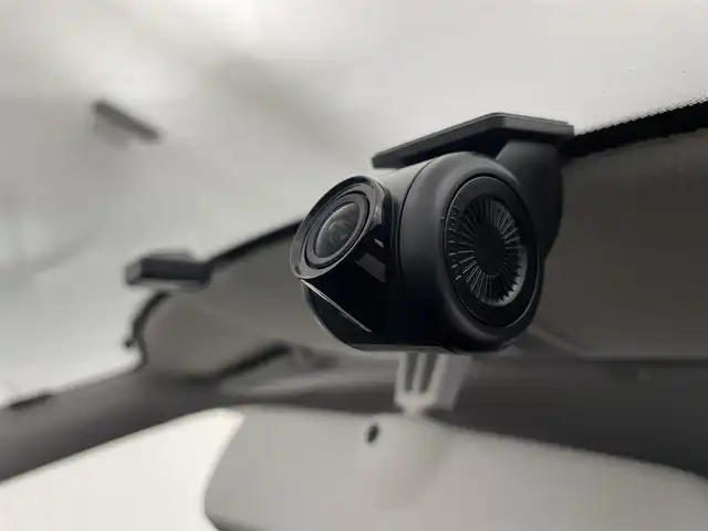 スズキ スイフト スポーツ 富山県 2023(令5)年 1.1万km チャンピオンイエロー 純正8型ナビ（AM/FM/CD/DVD/BT）/フルセグＴＶ/クルーズコントロール/純正前後ドライブレコーダー/純正エアロ/Ｄ席シートヒーター/プッシュスタート/スマートキー/ビルトインＥＴＣ/純正フロアマット/純正ドアバイザー/トノカバー/LEDヘッドライト/フォグランプ/オートライト
