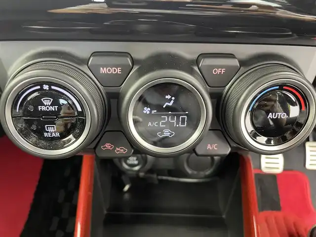 スズキ スイフト スポーツ 富山県 2023(令5)年 1.1万km チャンピオンイエロー 純正8型ナビ（AM/FM/CD/DVD/BT）/フルセグＴＶ/クルーズコントロール/純正前後ドライブレコーダー/純正エアロ/Ｄ席シートヒーター/プッシュスタート/スマートキー/ビルトインＥＴＣ/純正フロアマット/純正ドアバイザー/トノカバー/LEDヘッドライト/フォグランプ/オートライト
