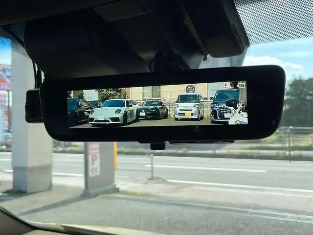 トヨタ グランエース プレミアム 神奈川県 2024(令6)年 1.8万km ホワイトパールクリスタルシャイン 黒革シート/純正メモリーナビ・地デジTV/純正12.1インチフリップダウンモニター/パノラマモニター/ビルトインETC2.0/デジタルインナーミラー/両側パワースライドドア/バックドアイージークローザードア/トヨタセーフティセンス/レーダークルーズコントロール/PCS/LDA/BSM/RCTA/PKSB/RSA/コーナーセンサー/オートハイビーム/純正17インチAW/RS-Rダウンサス(純正積み込み)/LEDライト/LEDフォグライト/前席パワーシート/シートヒーター/ウッドコンビハンドル/アイドリングストップ/オート電格ミラー/プッシュスタート/スマートキー×2/保証書・取説あり