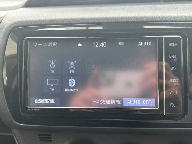 トヨタ ヴィッツ F セーフティーエディションⅢ 鳥取県 2019(令1)年 3.1万km センシュアルレッドマイカ 衝突被害軽減ブレーキ /Toyota Safety Sense C/LEDヘッドライト/バックカメラ/イモビライザー/エアバッグ/ABS/Bluetooth対応/メモリナビ/ドライブレコーダー/DVD再生機能/ETC/ワンオーナー/プッシュスタート