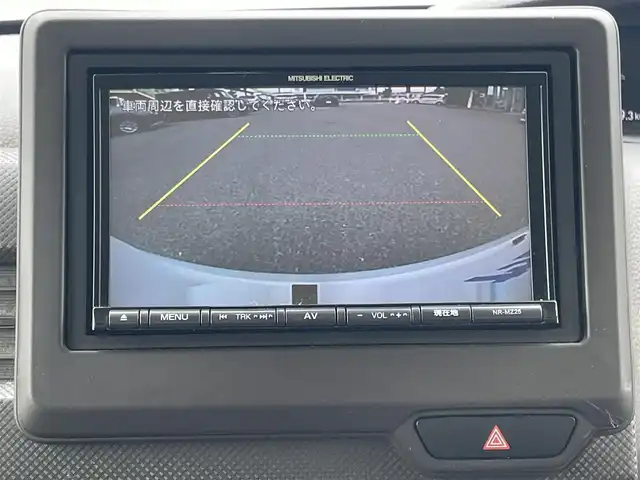 ホンダ Ｎ ＢＯＸ G ホンダセンシング 山梨県 2018(平30)年 8.3万km プラチナホワイトパール (株)IDOMが運営する【じしゃロン甲府店】の自社ローン専用車両になります。/こちらは現金またはオートローンご利用時の価格です。自社ローンご希望の方は別途その旨お申付け下さい/ホンダセンシング/社外メモリーナビ/（Bluetoothオーディオ/SD）/バックカメラ/アクティブクルーズコントロール/LEDヘッドライト/オートエアコン/スマートキー×２/ETC/新車時保証書/取扱説明書