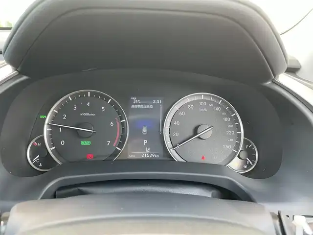 レクサス ＲＸ 450h 和歌山県 2019(令1)年 2.2万km ソニッククォーツ サンルーフ/純正12.3インチナビ/フルセグTV/パノラミックビューモニター/レクサスセーフティーセンス/プリクラッシュセーフティー/レーダークルーズコントロール/ヘッドアップディスプレイ/ブラインドスポットモニター/全席シートヒーター/前席シートエアベンチレーション/ステアリングヒーター/純正18インチアルミホイール/電動リアゲート/純正フロアマット/ビルトインETC2.0/カードキー/ポジションメモリー/LEDヘッドライト/オートライト/オートマチックハイビーム