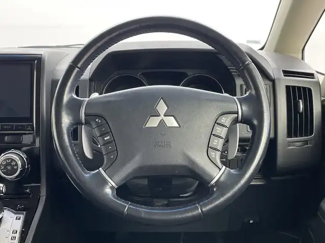 三菱 デリカＤ：５ D－Power package 新潟県 2017(平29)年 7.2万km ウォームホワイトパール 両側パワースライドドア/ＡＬＰＩＮＥ９インチナビ　/Bluetooth・USB・CD・DVD・Blu-ray/バックカメラ　/フルセグ　/Ｄ席パワーシート　/前席シートヒーター　/後方ドライブレコーダー（DC-DR401）/ＬＥＤオートライト　/衝突被害軽減システム　/４ＷＤ/純正ＥＴＣ　/純正１８インチＡＷ/純正フロアマット/スペアキー