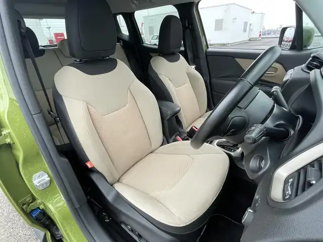 クライスラー・ジープ ジープ レネゲード 75thアニバーサリーE 東京都 2016(平28)年 3.7万km 緑 80台限定車/ワンオーナー/記録簿有（H30/R1/R3/R5/R7）/ALPINEナビ/フルセグTV/バックモニター/パワーシート/シートヒーター/ハンドルヒーター/HIDヘッドライト/ETC