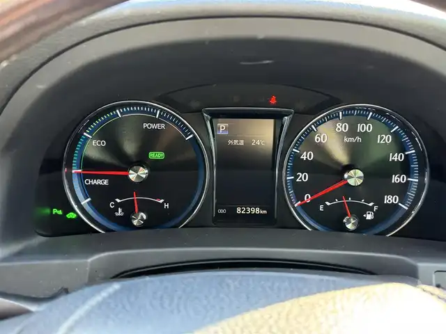 トヨタ クラウン ハイブリッド アスリートSJ-フロンティアLTD 福岡県 2018(平30)年 8.3万km プレシャスシルバー ワンオーナー/セーフティセンス/純正エアロ（F/R)/メーカーナビ/（BT/フルセグ/AM/FM/SD/SDREC/DISC)/Bカメラ/レーダークルーズコントロール/LEDヘッドライト/オートライト/ハーフレザーシート/DN席パワーシート/DN席シートヒーター/ステアリングヒーター/ステアリングスイッチ/チルトステアリング/純正17インチAW/ドライブレコーダー/USB入力端子/ISOFIX/横滑り防止装置/コーナーセンサー/レーンキープアシスト/盗難防止装置/衝突被害軽減システム/スマートキー/ETC/保証書