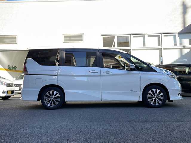 日産 セレナ ハイウェイスター Vセレクション 高知県 2018(平30)年 6.2万km ブリリアントホワイトパール 純正９インチナビ/・Ｂｌｕｅｔｏｏｔｈオーディオ/・フルセグＴＶ/・ＣＤ／ＤＶＤ/・バックカメラ/全方位モニター/プロパイロット/パーキングアシスト/ＥＴＣ/ドラレコ/両側パワースライドドア/衝突被害軽減ブレーキ/コーナーセンサー/LEDヘッドライト/オートライト/純正16インチアルミホイール/純正フロアマット/センターコンソール/サンバイザー/スペアキー