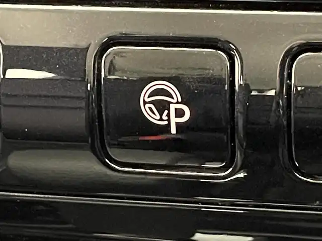 日産 セレナ ハイウェイスター Vセレクション 愛知県 2018(平30)年 6.2万km ブリリアントホワイトパール 純正９型ナビ　デジイン　全方位カメラ　セーフティパックＢ　パーキングアシスト　プロパイロット　フルセグＴＶ　ブルーレイ再生　ＥＴＣ　ドラレコ　追従クルコン　ＬＥＤライト　フォグ　コーナーセンサー　禁煙　車線逸脱　衝突軽減　USB　Bluetooth　両側パワースライドドア　プッシュスタート　スマートキー