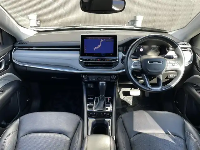 クライスラー・ジープ ジープ コンパス リミテッド 長野県 2021(令3)年 4.5万km 黒 ワンオーナー　/ブラックレザーシート　/ＡＬＰＩＮＥサウンド　/ナビ（ＦＭ／ＡＭ／ＴＶ／ＢＴ）　/ＡＣＣ　/ＬＫＡ　/ＢＳＭ　/Ｐアシスト　/３６０°カメラ　/Ｃａｒｐｌａｙ／Ａｎｄｒｏｉｄ　/ステアリングヒーター /PWBドア/ LEDヘッドライト＆フォグ /コーナーセンサー /ルーフレール /100Vソケット /USB /ダウンヒルアシスト /オートホールド /ETC2.0  /プッシュスタート