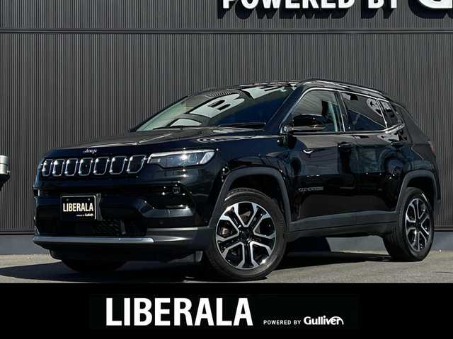 クライスラー・ジープ ジープ コンパス リミテッド 長野県 2021(令3)年 4.5万km 黒 ワンオーナー　/ブラックレザーシート　/ＡＬＰＩＮＥサウンド　/ナビ（ＦＭ／ＡＭ／ＴＶ／ＢＴ）　/ＡＣＣ　/ＬＫＡ　/ＢＳＭ　/Ｐアシスト　/３６０°カメラ　/Ｃａｒｐｌａｙ／Ａｎｄｒｏｉｄ　/ステアリングヒーター /PWBドア/ LEDヘッドライト＆フォグ /コーナーセンサー /ルーフレール /100Vソケット /USB /ダウンヒルアシスト /オートホールド /ETC2.0  /プッシュスタート