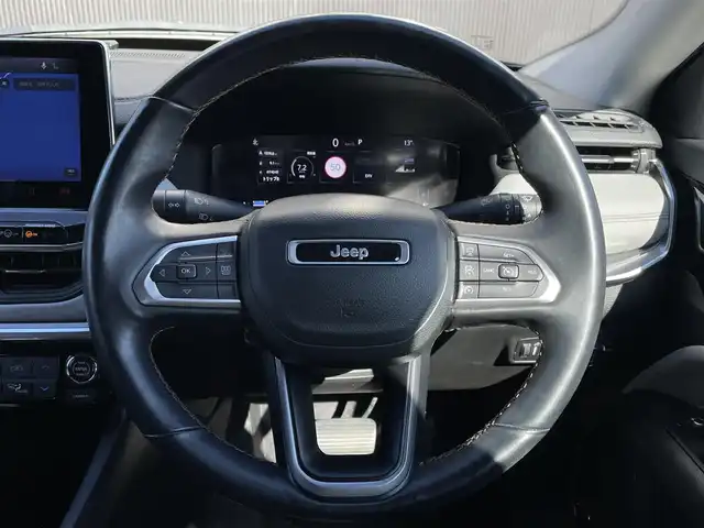 クライスラー・ジープ ジープ コンパス リミテッド 長野県 2021(令3)年 4.5万km 黒 ワンオーナー　/ブラックレザーシート　/ＡＬＰＩＮＥサウンド　/ナビ（ＦＭ／ＡＭ／ＴＶ／ＢＴ）　/ＡＣＣ　/ＬＫＡ　/ＢＳＭ　/Ｐアシスト　/３６０°カメラ　/Ｃａｒｐｌａｙ／Ａｎｄｒｏｉｄ　/ステアリングヒーター /PWBドア/ LEDヘッドライト＆フォグ /コーナーセンサー /ルーフレール /100Vソケット /USB /ダウンヒルアシスト /オートホールド /ETC2.0  /プッシュスタート