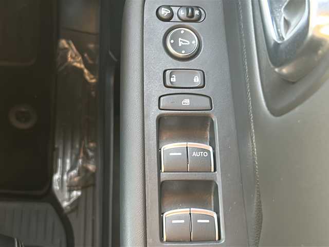 ホンダ ステップワゴン スパーダ eHEV 三重県 2022(令4)年 5万km プラチナホワイトパール 純正１１．４型ナビ/純正１５型後席モニター　/ＢＳＭ/純正ドラレコ/ＡｐｐｌｅＣａｒＰｌａｙ/ＡｎｄｒｏｉｄＡｕｔｏ/シートヒーター/スペアキー/レーンキープアシスト/パドルシフト/シートヒーター/踏み間違い防止システム/禁煙車