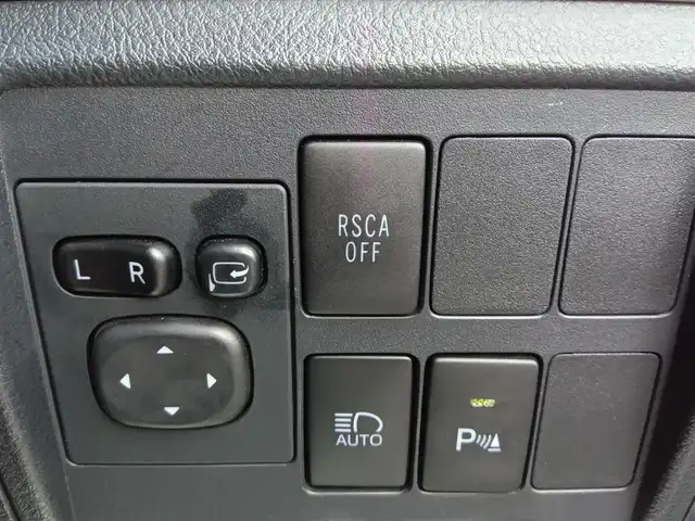 トヨタ ランドクルーザー ZX 群馬県 2016(平28)年 5.2万km ホワイトパールクリスタルシャイン 4WD/ムーンルーフ/純正9型MOPナビ/フルセグTV/純正OP後席左右ディスプレイ/マルチテレインモニター/ビルトインETC2.0/前後ドライブレコーダー/レーダークルーズコントロール/セーフティセンスP/・衝突被害軽減ブレーキ/・車線逸脱警報/・オートマチックハイビーム/ブラインドスポットモニター/LEDヘッドランプ/デュアルオートエアコン/木目調/革巻きコンビステアリング/ステアリングヒーター/ブラックナッパ革シート/前席パワーシート/ベンチレーション/前席・2列目シートヒーター/社外22インチアルミホイール/スマートキー/プッシュエンジンスタート/禁煙車