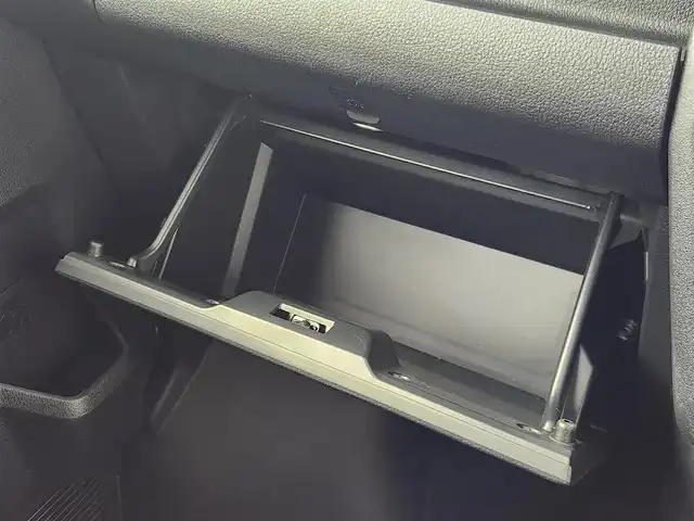 ダイハツ アトレー バン RS 愛知県 2025(令7)年 0.4万km オフビートカーキM 純正9インチディスプレイオーディオ/バックカメラ/AppleCarPlay/AndroidAuto/スマートアシスト/衝突被害軽減ブレーキ/レーダークルーズコントロール/横滑り防止装置/コーナーセンサー/レーンキープアシスト/オートライト/オートマチックハイビーム/LEDヘッドライト/LEDフォグライト/両側電動スライドドア/HDMI接続/純正フロアマット/プッシュスタート/スマートキー/スペアキー