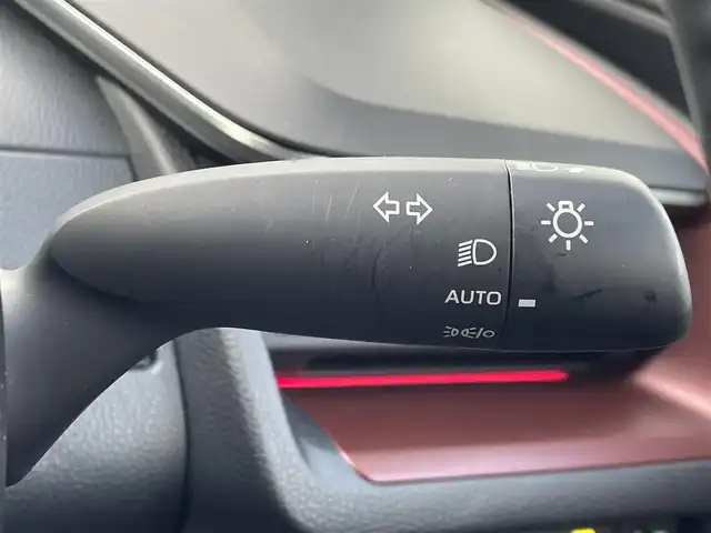 トヨタ プリウス Z 兵庫県 2024(令6)年 1.7万km グレー 純正１２．３インチディスプレイオーディオ/追従クルコン/前方ドラレコ/１９インチＡＷ/デジタルインナミラー/パノラマビュー/パワーバックドア　/ＢＴ/ＴｙｐｅＣ接続/レザー/オートハイビーム/ビルトインETC2.0/フルセグ/AC100V/D+N席シートヒーター/エアシート/ステアリングヒーター/ヘッドライトレベロイザ/ワイヤレス充電