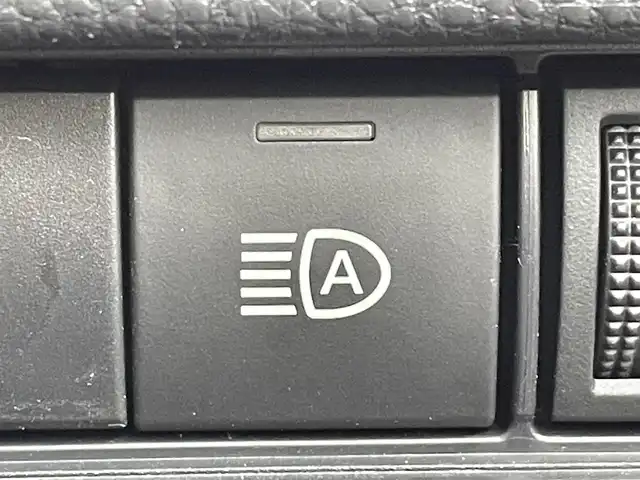 トヨタ プリウス Z 兵庫県 2024(令6)年 1.7万km グレー 純正１２．３インチディスプレイオーディオ/追従クルコン/前方ドラレコ/１９インチＡＷ/デジタルインナミラー/パノラマビュー/パワーバックドア　/ＢＴ/ＴｙｐｅＣ接続/レザー/オートハイビーム/ビルトインETC2.0/フルセグ/AC100V/D+N席シートヒーター/エアシート/ステアリングヒーター/ヘッドライトレベロイザ/ワイヤレス充電