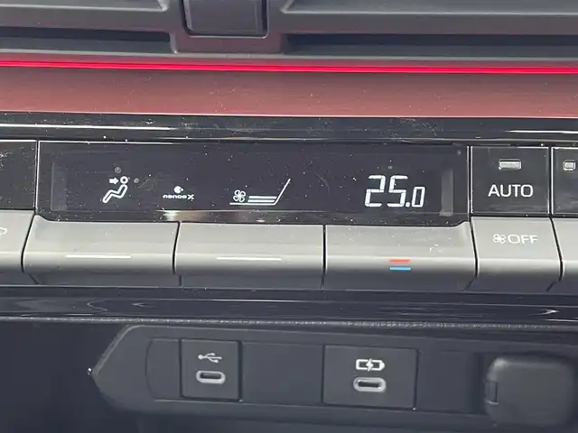 トヨタ プリウス Z 兵庫県 2024(令6)年 1.7万km グレー 純正１２．３インチディスプレイオーディオ/追従クルコン/前方ドラレコ/１９インチＡＷ/デジタルインナミラー/パノラマビュー/パワーバックドア　/ＢＴ/ＴｙｐｅＣ接続/レザー/オートハイビーム/ビルトインETC2.0/フルセグ/AC100V/D+N席シートヒーター/エアシート/ステアリングヒーター/ヘッドライトレベロイザ/ワイヤレス充電