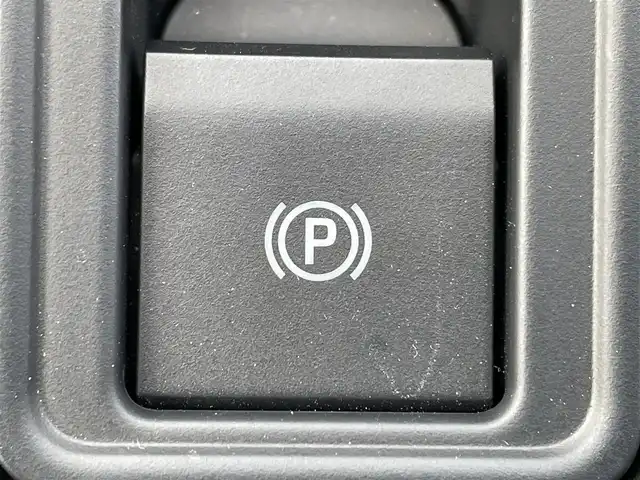 トヨタ プリウス Z 兵庫県 2024(令6)年 1.7万km グレー 純正１２．３インチディスプレイオーディオ/追従クルコン/前方ドラレコ/１９インチＡＷ/デジタルインナミラー/パノラマビュー/パワーバックドア　/ＢＴ/ＴｙｐｅＣ接続/レザー/オートハイビーム/ビルトインETC2.0/フルセグ/AC100V/D+N席シートヒーター/エアシート/ステアリングヒーター/ヘッドライトレベロイザ/ワイヤレス充電