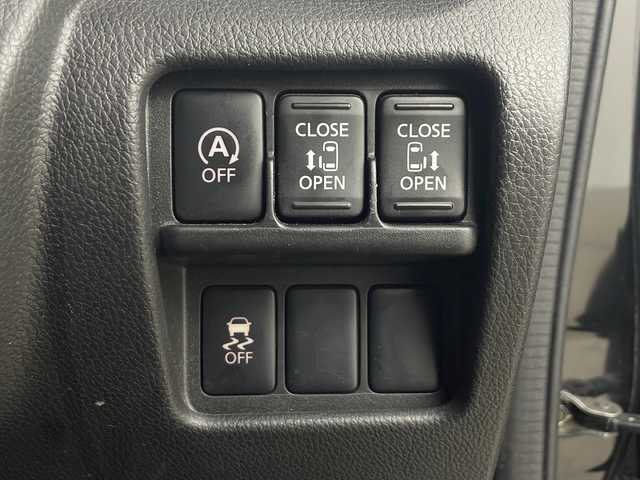 三菱 ｅＫスペース カスタムG 秋田県 2014(平26)年 6.6万km アメジストブラック 4WD/KENWOODメモリナビ　/　　CD/DVD/BT/フルセグTV/バックカメラ　/両側パワースライドドア　/HIDヘッドライト　/フォグランプ　/シートヒーター　/純正14インチアルミホイール　/アイドリングストップ　/横滑り防止装置　/リアサンシェード/オートエアコン/スマートキー