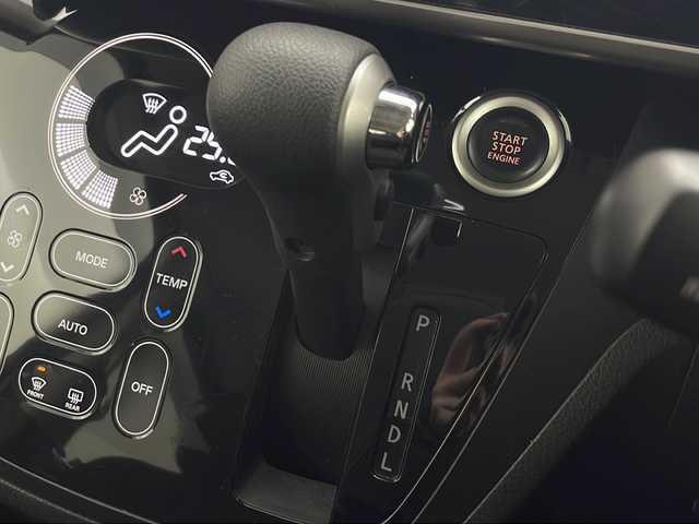 三菱 ｅＫスペース カスタムG 秋田県 2014(平26)年 6.6万km アメジストブラック 4WD/KENWOODメモリナビ　/　　CD/DVD/BT/フルセグTV/バックカメラ　/両側パワースライドドア　/HIDヘッドライト　/フォグランプ　/シートヒーター　/純正14インチアルミホイール　/アイドリングストップ　/横滑り防止装置　/リアサンシェード/オートエアコン/スマートキー