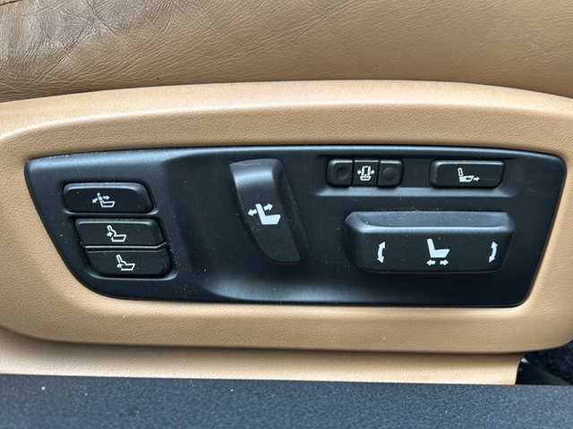 レクサス ＧＳ 250 バージョンL 兵庫県 2012(平24)年 9.6万km スターライトブラックガラスフレーク 保証書・取説・有/ワンオーナー/純正HDDナビ・FM・AM・CD・DVD・BT・TV(ワンセグ)/バックカメラ/ビルトインETC/定速走行式クルーズコントロール/パドルシフト/全席シートヒーター/前席パワーシート/前席シートクーラー/ステアリングヒーター/AFS(アダプティブ・フロントライティング・システム)/クリアランスソナー/電動パーキングブレーキ/レザーシート/マイコンプリセットポジションシステム/プッシュスタート/横滑り防止装置/電格ミラー/スマートキー×１