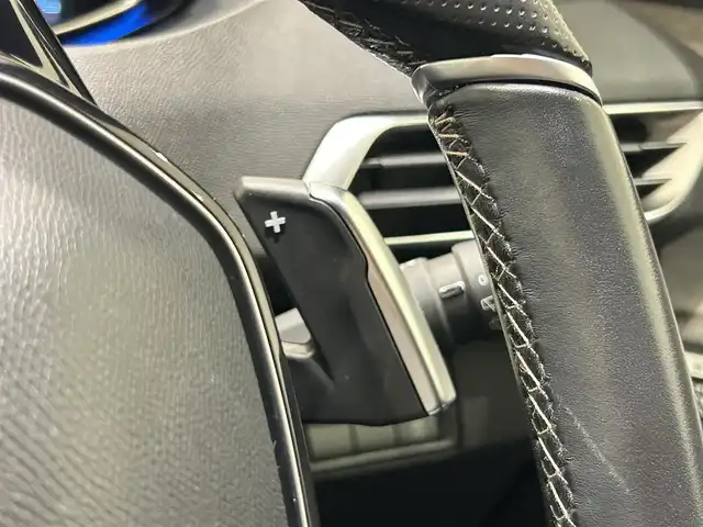 プジョー ５００８ GT ブルーHDi 福岡県 2019(令1)年 6.4万km BLANC NACRE 黒半革　/ＡＣＣ／ＢＳＭ　/ＡｐｐｌｅＣａｒＰｌａｙ　/純正ディスプレイオーディオ　/Ｂｌｕｅｔｏｏｔｈ　/Ｂカメラ／Ｓカメラ　/パドルシフト　/スマートキー　/フットトランクオープナー　/純正１８インチＡＷ