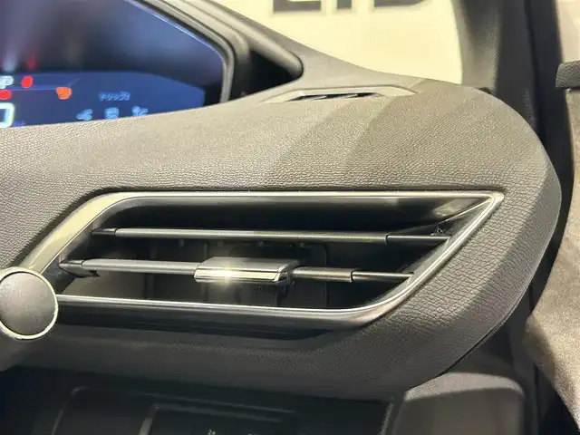 プジョー ５００８ GT ブルーHDi 福岡県 2019(令1)年 6.4万km BLANC NACRE 黒半革　/ＡＣＣ／ＢＳＭ　/ＡｐｐｌｅＣａｒＰｌａｙ　/純正ディスプレイオーディオ　/Ｂｌｕｅｔｏｏｔｈ　/Ｂカメラ／Ｓカメラ　/パドルシフト　/スマートキー　/フットトランクオープナー　/純正１８インチＡＷ