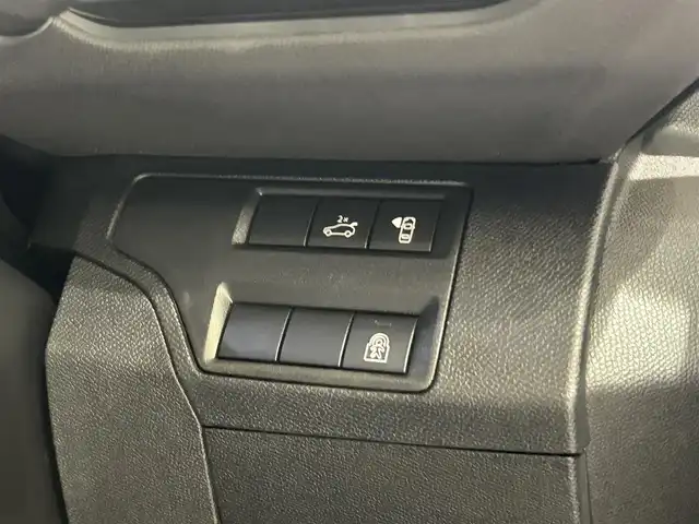 プジョー ５００８ GT ブルーHDi 福岡県 2019(令1)年 6.4万km BLANC NACRE 黒半革　/ＡＣＣ／ＢＳＭ　/ＡｐｐｌｅＣａｒＰｌａｙ　/純正ディスプレイオーディオ　/Ｂｌｕｅｔｏｏｔｈ　/Ｂカメラ／Ｓカメラ　/パドルシフト　/スマートキー　/フットトランクオープナー　/純正１８インチＡＷ