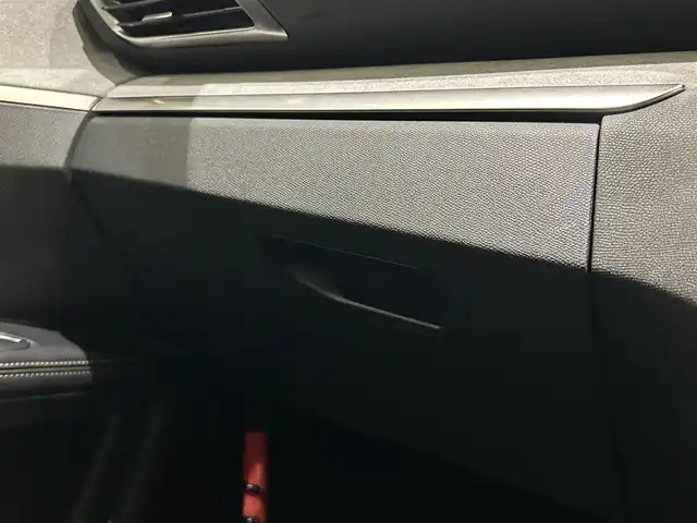 プジョー ５００８ GT ブルーHDi 福岡県 2019(令1)年 6.4万km BLANC NACRE 黒半革　/ＡＣＣ／ＢＳＭ　/ＡｐｐｌｅＣａｒＰｌａｙ　/純正ディスプレイオーディオ　/Ｂｌｕｅｔｏｏｔｈ　/Ｂカメラ／Ｓカメラ　/パドルシフト　/スマートキー　/フットトランクオープナー　/純正１８インチＡＷ