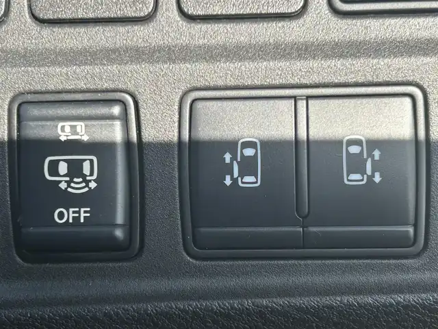 日産 セレナ ハイウェイスターVセレクションⅡ 福島県 2018(平30)年 2.3万km ブリリアントホワイトパール プロパイロット/純正ナビゲーション/型番：MM317D-W/【CD/DVD/SD/BT/TV】/アラウンドビューモニター/ドライブレコーダー/ETC/フリップダウンモニター/型番：RSA10S-L/両側パワースライドドア/ハンズフリーオートスライドドア/LEDオートライト/シートバックテーブル/リアドアサンシェード/社外フロアマット/純正ドアバイザー