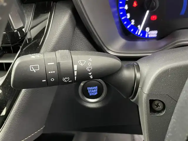 トヨタ カローラツーリング ダブルバイビー 埼玉県 2020(令2)年 3.8万km ブラックマイカ 純正ディスプレイオーディオ/(Bluetooth/USB/AM/FM)/地デジフルセグ/バックカメラ/前後ドライブレコーダー/ETC/アダプティブクルーズコントロール/車線逸脱警報/衝突軽減ブレーキ/ブラインドスポットモニター/オートマチックハイビーム/スポーツモード/電子パーキングシステム/ブレーキホールド/ステアリングリモコン/フロントフォグランプ/純正フロアマット/純正ドアバイザー/純正17インチアルミホイール