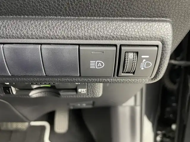 トヨタ カローラツーリング ダブルバイビー 埼玉県 2020(令2)年 3.8万km ブラックマイカ 純正ディスプレイオーディオ/(Bluetooth/USB/AM/FM)/地デジフルセグ/バックカメラ/前後ドライブレコーダー/ETC/アダプティブクルーズコントロール/車線逸脱警報/衝突軽減ブレーキ/ブラインドスポットモニター/オートマチックハイビーム/スポーツモード/電子パーキングシステム/ブレーキホールド/ステアリングリモコン/フロントフォグランプ/純正フロアマット/純正ドアバイザー/純正17インチアルミホイール