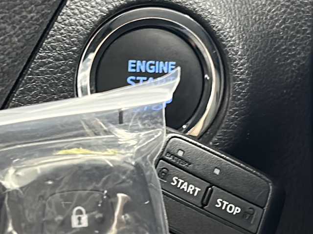 トヨタ ＲＡＶ４ アドベンチャー オフロードPKG 三重県 2021(令3)年 5.9万km アティチュードブラックマイカ 禁煙車/ディスプレイオーディオ/AM/FM/BT/USB/フルセグTV/スマホ連動/BSM/レザーシート/シートヒーター・エアシート/ステアリングヒーター/エンジンスターター/クリアランスソナー/レーダークルーズコントロール/バックカメラ/ルーフレール/前後ドライブレコーダー/100V電源/オートハイビーム/フォグライト