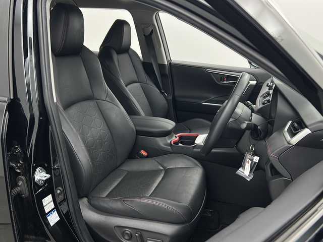トヨタ ＲＡＶ４ アドベンチャー オフロードPKG 三重県 2021(令3)年 5.9万km アティチュードブラックマイカ 禁煙車/ディスプレイオーディオ/AM/FM/BT/USB/フルセグTV/スマホ連動/BSM/レザーシート/シートヒーター・エアシート/ステアリングヒーター/エンジンスターター/クリアランスソナー/レーダークルーズコントロール/バックカメラ/ルーフレール/前後ドライブレコーダー/100V電源/オートハイビーム/フォグライト