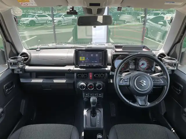 スズキ ジムニー シエラ JC 香川県 2020(令2)年 5.7万km ブルーイッシュブラックパール3 登録時走行距離：56350km/カロッツェリア8型ナビ/　CD DVD BT フルセグTV/バックカメラ/衝突被害軽減装置/レーンキープアシスト/クルーズコントロール/ダウンヒルアシスト/LEDヘッドライト/オートライト/フォグランプ/ヘッドライトウォッシャー/電動格納ウィンカーミラー/ヒーテッドドアミラー/横滑り防止装置/ドライブレコーダー/ビルトインETC/シートヒーター/革巻きステアリング/ステアリングスイッチ/プッシュスタート/スマートキー/スペアキー