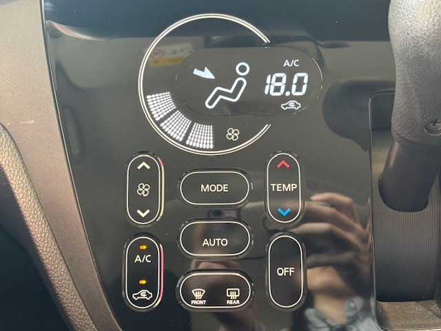 日産 デイズ ルークス ハイウェイスターX 埼玉県 2014(平26)年 5.9万km プレミアムパープルP 純正ナビ/　　CD/BT/フルセグTV/アラウンドビューモニター/片側パワースライドドア/HIDヘッドライト/純正14インチAW/アイドリングストップ/プッシュスタート/ETC/禁煙車