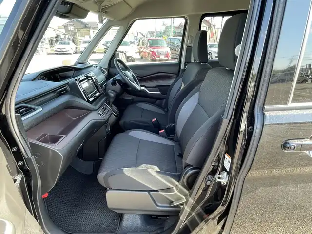 スズキ ソリオ バンディット HV MV 道央・札幌 2024(令6)年 2.1万km スーパーブラックパール ４WD/社外メモリーナビ/AM/FM/BT/デュアルカメラブレーキサポート/横滑り防止装置/レーダークルーズコントロール/レーンキープアシスト/リヤパーキングセンサー/バックカメラ/ETC/ドライブレコーダー/アイドリングストップ/HUD/両側パワースライドドア/前席シートヒーター/革巻きステアリング/ステアリングリモコン/プッシュスタート/スマートキー/LEDヘッドライト/オートライト/オートハイビーム/フォグランプ/電動格納ミラー/ヒーテッドドアミラー/ウィンカーミラー/フロアマット/スペアキー/レンタカー登録