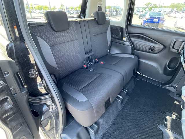 スズキ ソリオ バンディット HV MV 道央・札幌 2024(令6)年 2.1万km スーパーブラックパール ４WD/社外メモリーナビ/AM/FM/BT/デュアルカメラブレーキサポート/横滑り防止装置/レーダークルーズコントロール/レーンキープアシスト/リヤパーキングセンサー/バックカメラ/ETC/ドライブレコーダー/アイドリングストップ/HUD/両側パワースライドドア/前席シートヒーター/革巻きステアリング/ステアリングリモコン/プッシュスタート/スマートキー/LEDヘッドライト/オートライト/オートハイビーム/フォグランプ/電動格納ミラー/ヒーテッドドアミラー/ウィンカーミラー/フロアマット/スペアキー/レンタカー登録