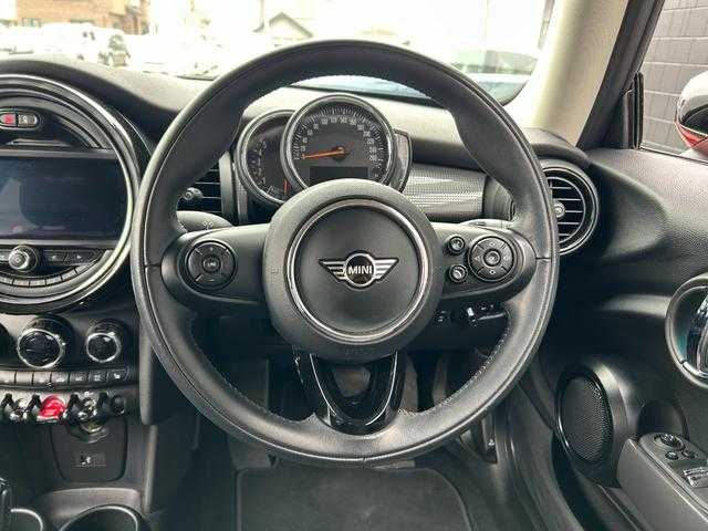 ＭＩＮＩ ミニ クーパー D 埼玉県 2021(令3)年 4.9万km ソラリスオレンジ 純正HDDナビ/(Bluetooth/USB)/バックカメラ/シートヒーター/コンフォートアクセス/ＰＤＣ/ＬＥＤヘッドライト/ＥＴＣ/オートライト/アイドリングストップ