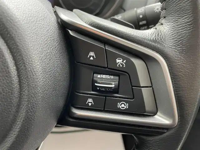 スバル インプレッサ スポーツ 1．6i－S アイサイト 道央・札幌 2020(令2)年 7万km アイスシルバーメタリック ・４WD/・寒冷地仕様/・社外メモリナビ/・CD/DVD/SD/BT/フルセグ/・バックカメラ/・社外ETC/・前方ドライブレコーダー/・アイサイト/・衝突軽減ブレーキ/・レーンキープアシスト/・アダプティブクルーズコントロール/・パーキングセンサー/・オートブレーキホールド/・アダプティプドライビングビーム/・LEDヘッドライト/・フォグランプ/・前席パワーシート（運転席メモリ付き）/・社外16インチAW/・社外フロアマット/・プッシュスタート/・スマートキー