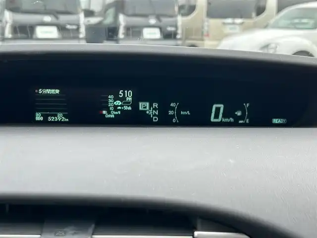トヨタ プリウス S 和歌山県 2015(平27)年 5.3万km ホワイトパールクリスタルシャイン 純正ナビ/バックカメラ/ワンセグTV/（BT/DVD)/TRDエアロパーツ/モデリスタマフラー/純正フロアマット/純正アルミホイール/アイドリングストップ/HIDヘッドライト/オートライト/フォグランプ/オートライト