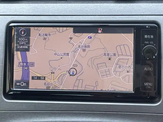 トヨタ プリウス S 兵庫県 2014(平26)年 11.7万km ボルドーマイカメタリック (株)IDOMが運営する【じしゃロン神戸名谷店】の自社ローン専用車両になりますこちらは現金またはオートローンご利用時の価格です。自社ローンご希望の方は別途その旨お申付け下さい。/メモリナビ(フルセグTV/BT/CD/DVD)/フルセグテレビ/バックカメラ/プッシュスタート/スペアキー/ウィンカーミラー/純正アルミホイール