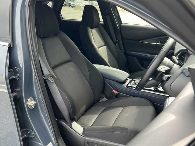マツダ ＣＸ－３０ 20S プロアクティブツーリングセレ 富山県 2021(令3)年 1.2万km ポリメタルグレーM 禁煙車/純正ＳＤディスプレイオーディオナビ/バックカメラ/フルセグＴＶ/レーダークルーズコントロール/レーンキープアシスト/衝突軽減ブレーキ/コーナーセンサー/電動リアゲート/アイドリングストップ/MTモード付AT/純正アルミホイール/社外フロアマット/ドライブレコーダー/ＥＴＣ/スマートキー/スペアキー