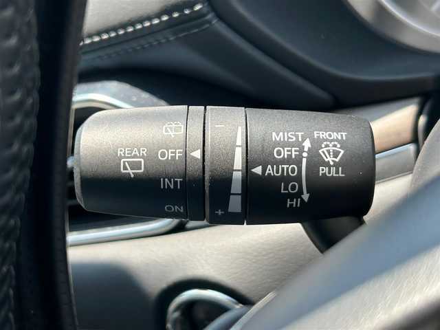 マツダ ＣＸ－８ XD Lパッケージ 静岡県 2018(平30)年 3.4万km ジェットブラックマイカ エンジンスタートボタン/パワーステアリング/パワーウィンドウ/取扱説明書/アイドリングスストップ/スマートキー/ダブルオートエアコン/クルーズコントロール/全方位カメラ/USB入力端子/純正ETC/純正SDナビ（ワンセグTV、BT接続、CDチェンジャー、AUX)/三列シート/電動リアゲート/前後ドライブレコーダー/純正フロアマット/D+N席パワーシート/シートヒーター（２列目まで）/レザーシート/純正フロアマット/ルーフレール/純正アルミホイール/ABS/横滑り防止装置/前後コーナーセンサー/レーンキープアシスト/オートライト/オートマチックハイビーム/LEDヘッドライト/ダブルエアバッグ/衝突軽減システム/ステアリングヒーター/デジタルインナーミラー/エンジンスターター