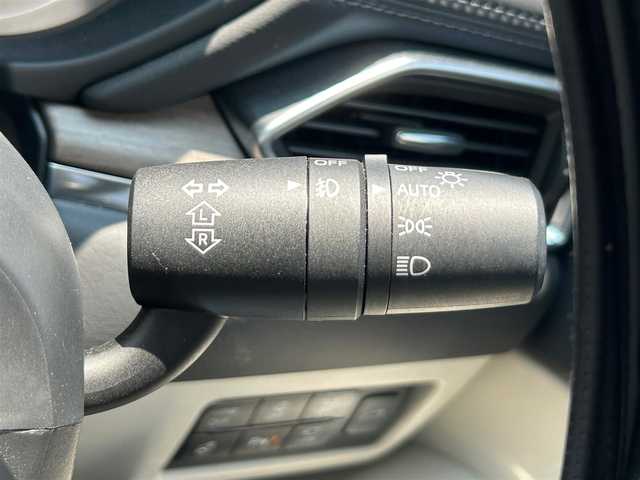 マツダ ＣＸ－８ XD Lパッケージ 静岡県 2018(平30)年 3.4万km ジェットブラックマイカ エンジンスタートボタン/パワーステアリング/パワーウィンドウ/取扱説明書/アイドリングスストップ/スマートキー/ダブルオートエアコン/クルーズコントロール/全方位カメラ/USB入力端子/純正ETC/純正SDナビ（ワンセグTV、BT接続、CDチェンジャー、AUX)/三列シート/電動リアゲート/前後ドライブレコーダー/純正フロアマット/D+N席パワーシート/シートヒーター（２列目まで）/レザーシート/純正フロアマット/ルーフレール/純正アルミホイール/ABS/横滑り防止装置/前後コーナーセンサー/レーンキープアシスト/オートライト/オートマチックハイビーム/LEDヘッドライト/ダブルエアバッグ/衝突軽減システム/ステアリングヒーター/デジタルインナーミラー/エンジンスターター